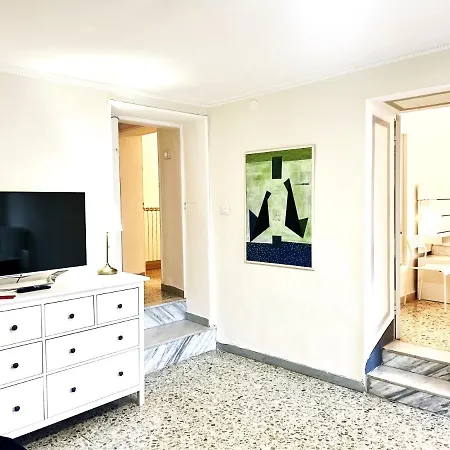 Apartment Floor - Panoramic Roof View - Quiet And